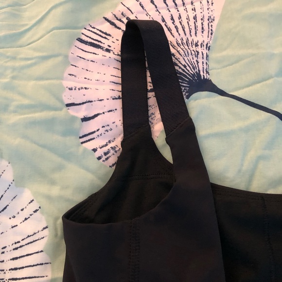 NWOT Lululemon Tank Top - Picture 4 of 4